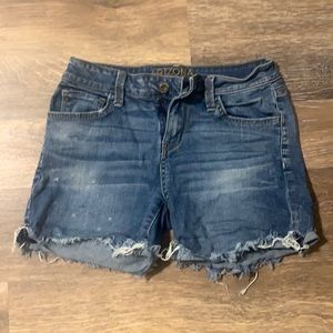 Lady’s Arizona Blue Jean Shorts